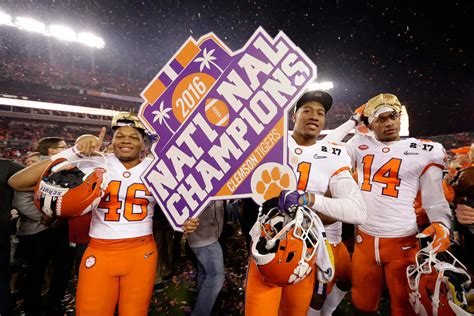 Cclemson football - With Riley’s arrival, three of the seven Broyles Awards winners from 2016-22 will have served as a coordinator on Clemson’s staff, joining 2016 winner Brent Venables and 2017 winner Tony Elliott. He joined his brother, 2015 winner Lincoln Riley, to make them the only brother duo in the award’s history to each earn the honor.